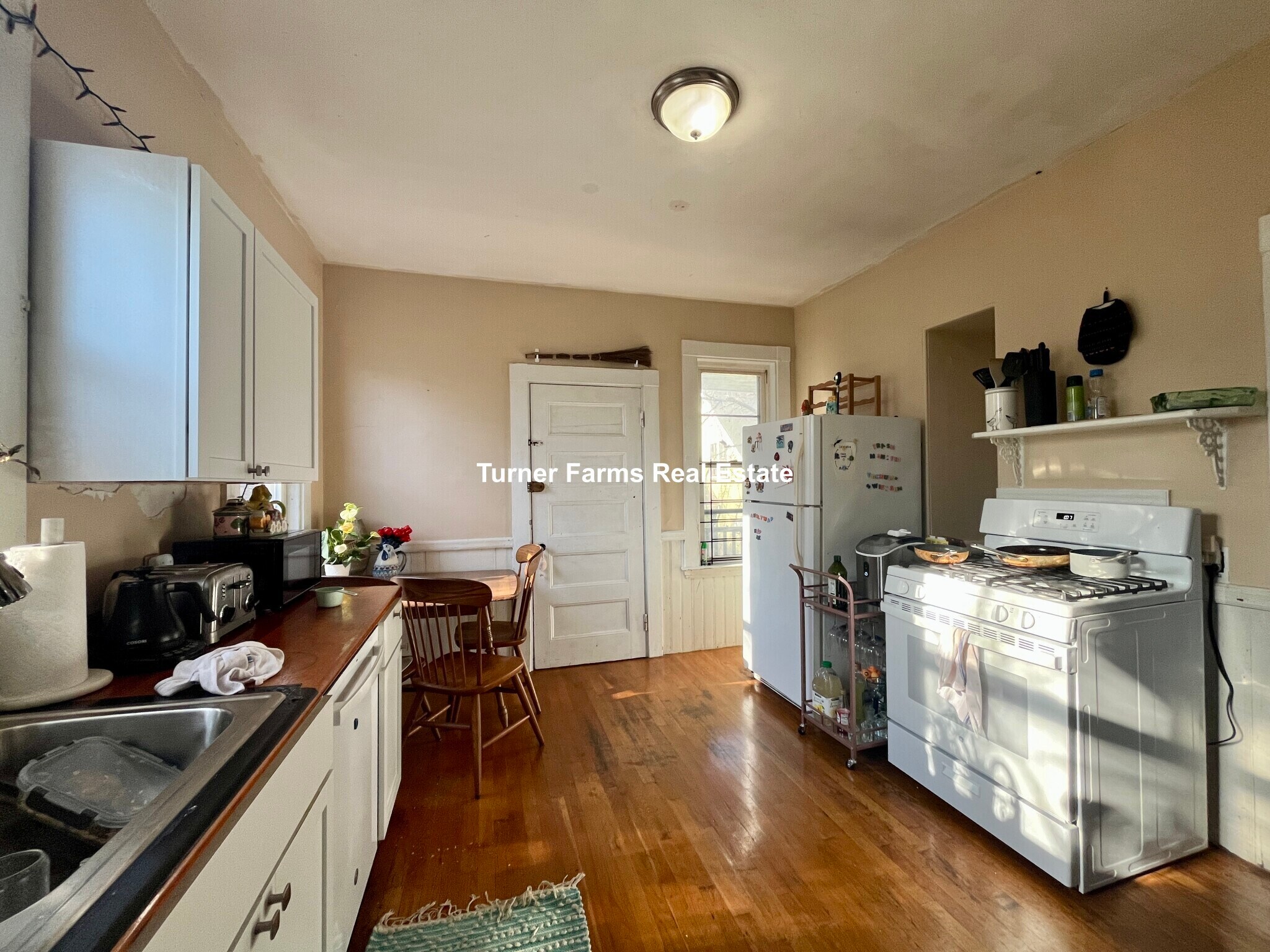 Building Photo - 803 Parker St