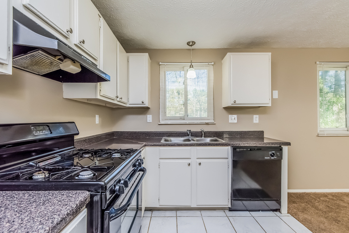 Building Photo - 4784 White Oak Trail