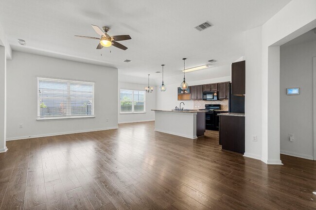 Building Photo - 185 Rafe Ct