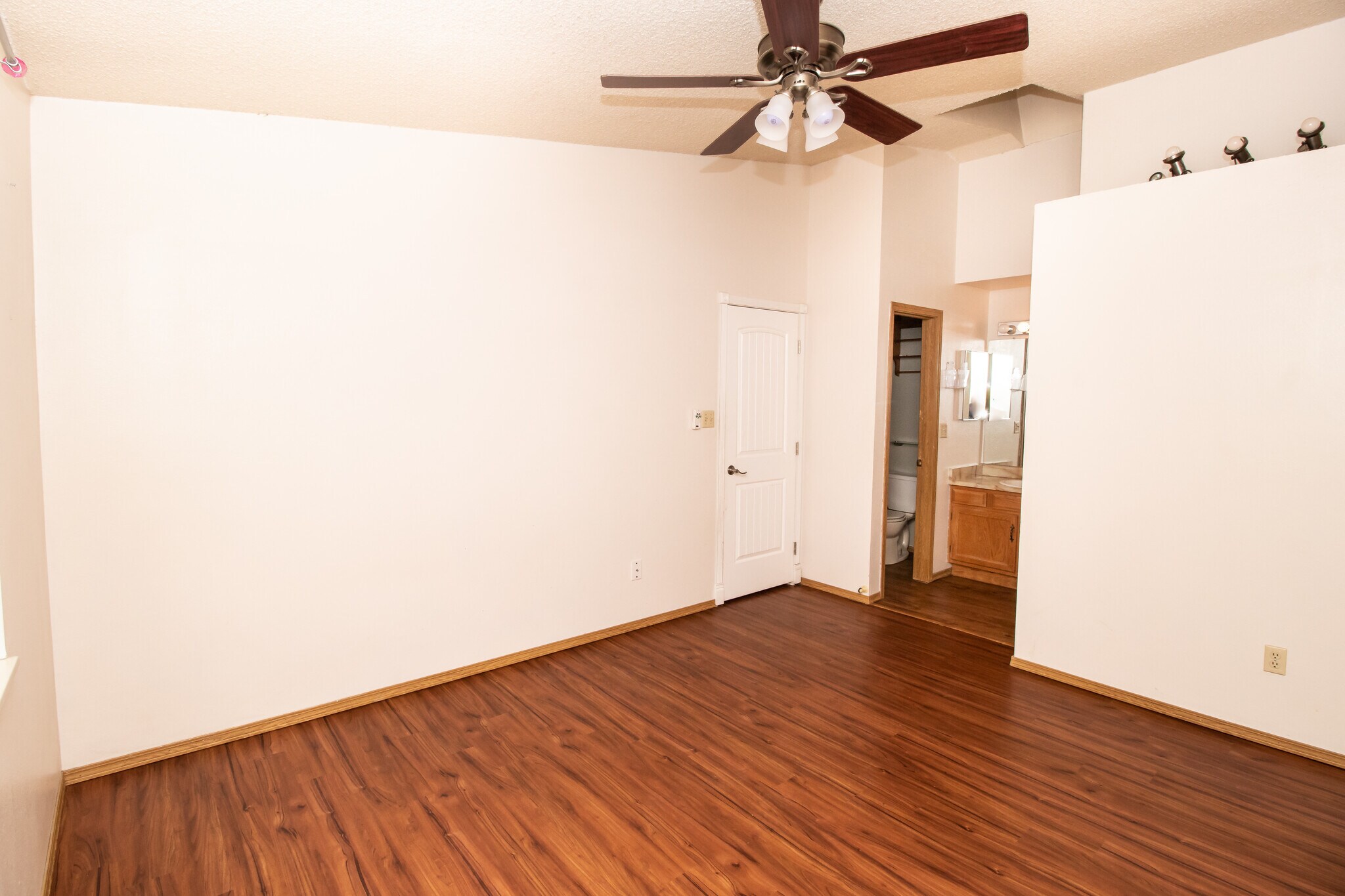 Building Photo - 5742 Stoney Pass Dr