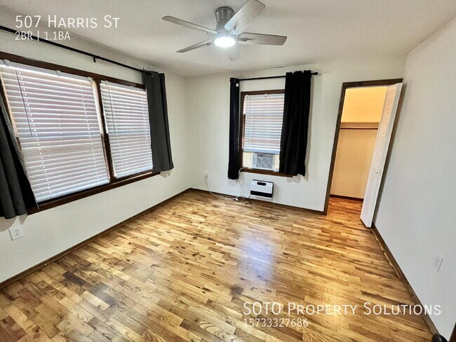 Building Photo - 507 Harris St
