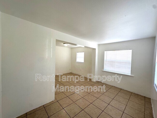 Building Photo - 626 31st St S