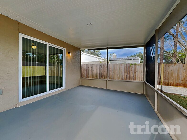 Building Photo - 1237 Edgerton Dr