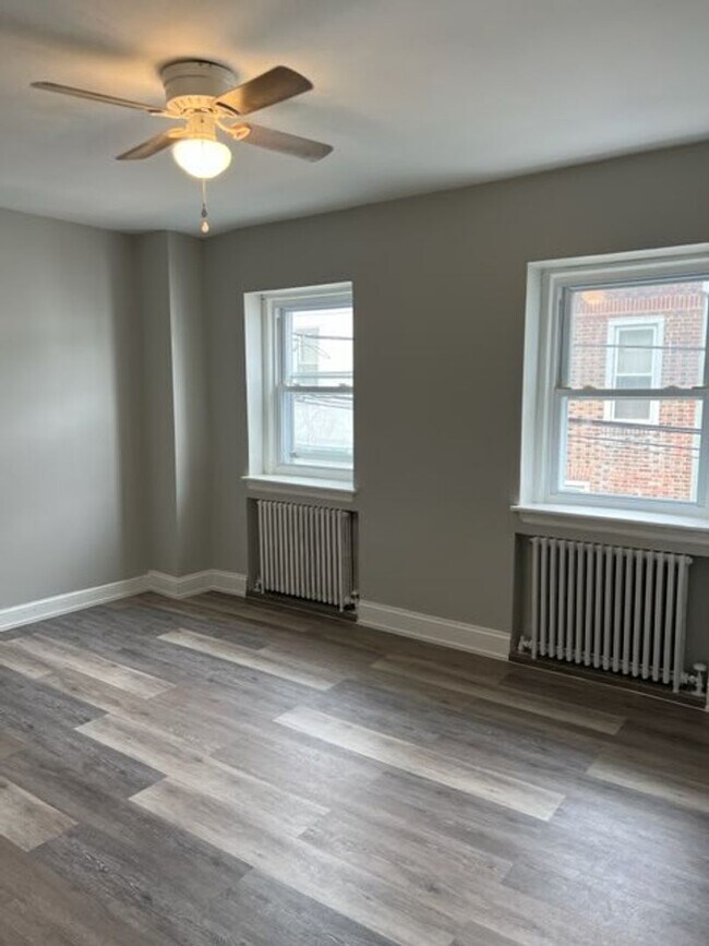 Building Photo - 6406 Pearl St