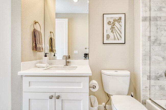 Building Photo - 1669 Colleen St