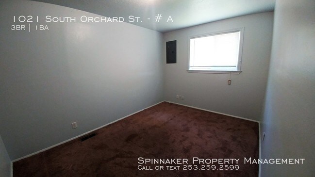 Building Photo - Newly renovated Duplex by TCC
