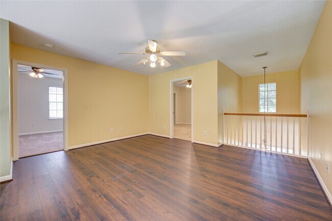 Building Photo - 1807 Garden Terrace Dr