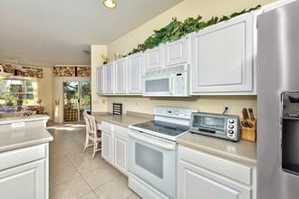 Building Photo - COACH HOME AT PELICAN BAY