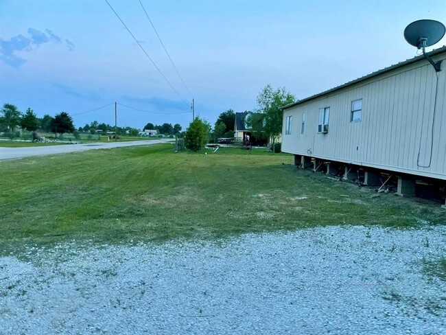 Building Photo - 40 County Rd 3557