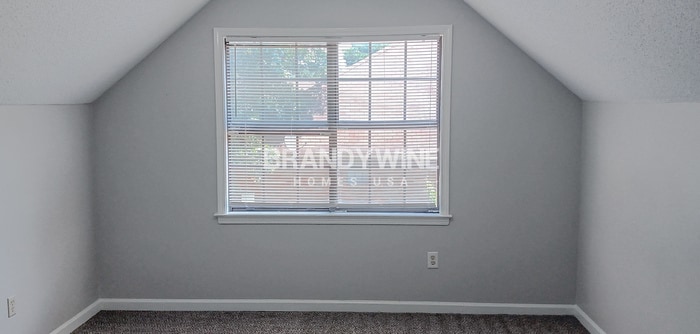 Building Photo - 6780 Burlingame Dr