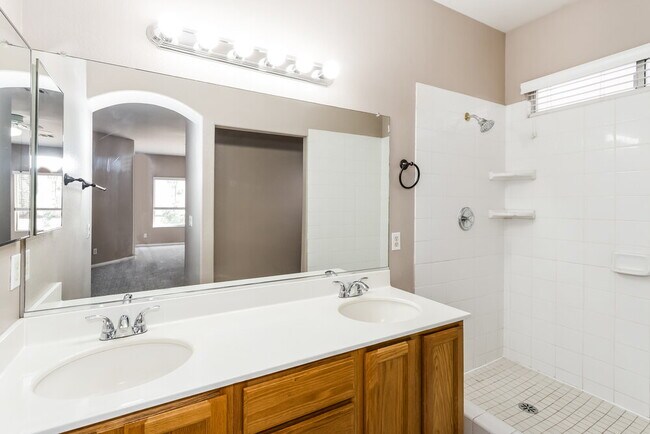 Building Photo - 1051 Little Rock Way