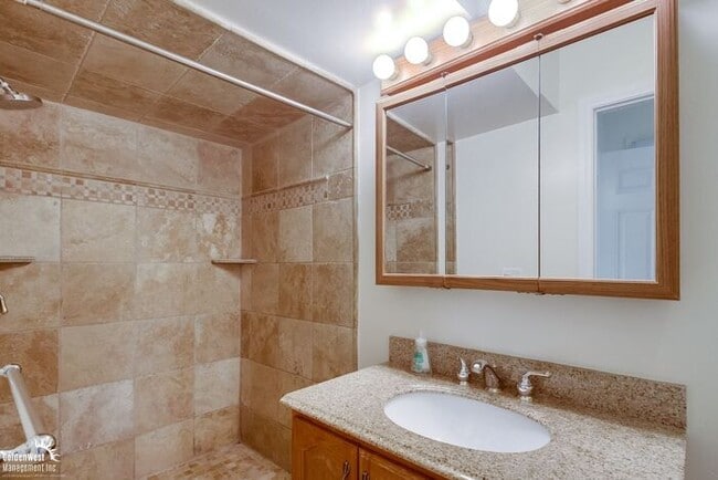 Building Photo - Cozy 2Bdm 2Ba Home in the Encanto Neighbor...