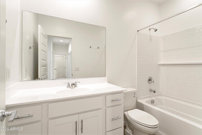 Building Photo - 17337 W Smoketree Dr