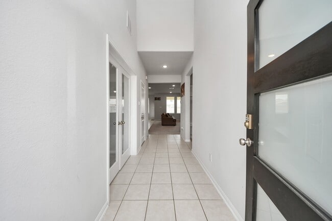 Building Photo - 10618 Amador Peak Dr