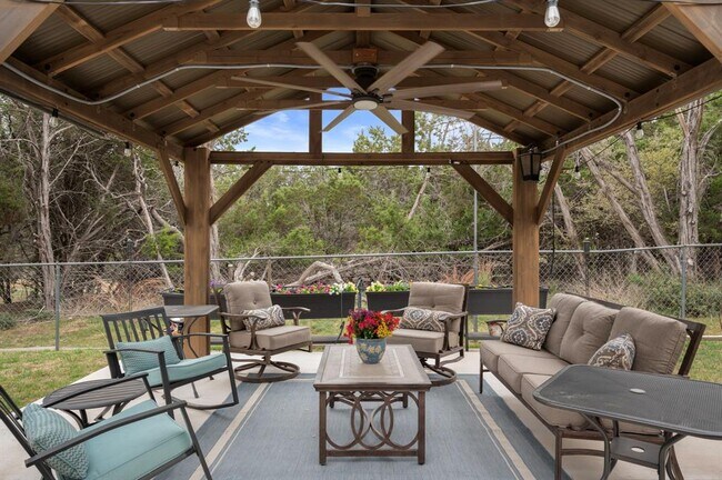 Building Photo - 20807 Boggy Ford Rd