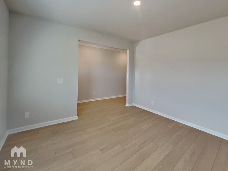 Building Photo - 15697 Ruthie Lynn Dr