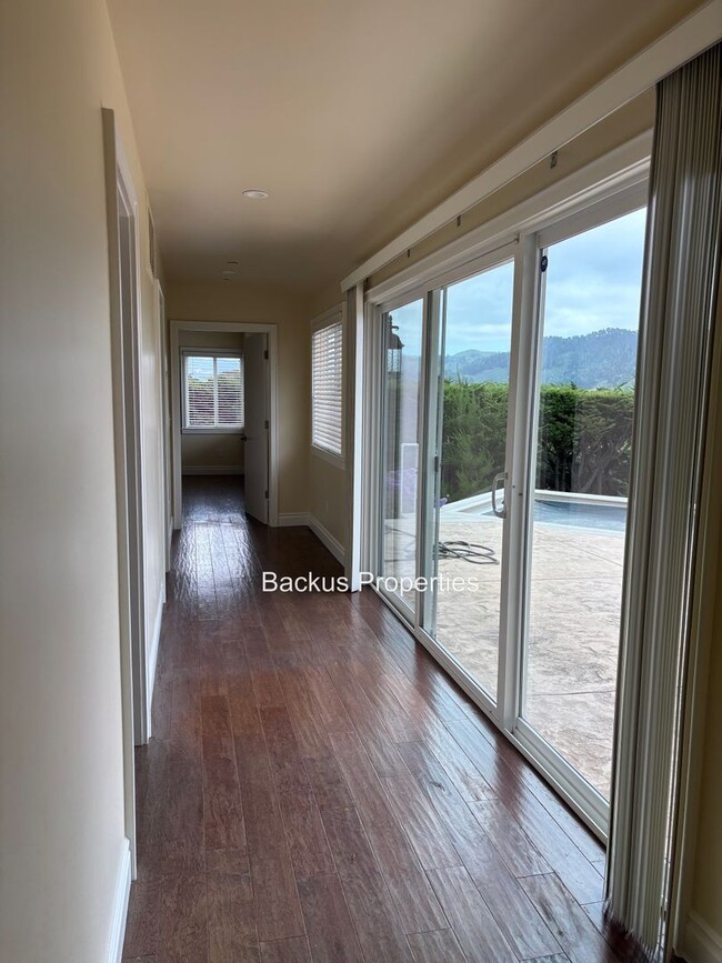 Building Photo - Stunning three bedroom home in picturesque...