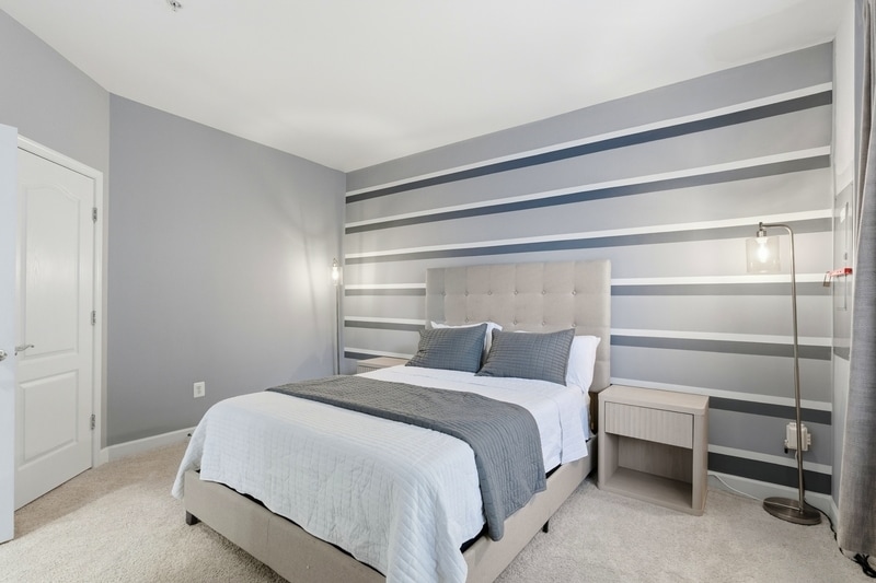 Building Photo - 613 Spectator Ave