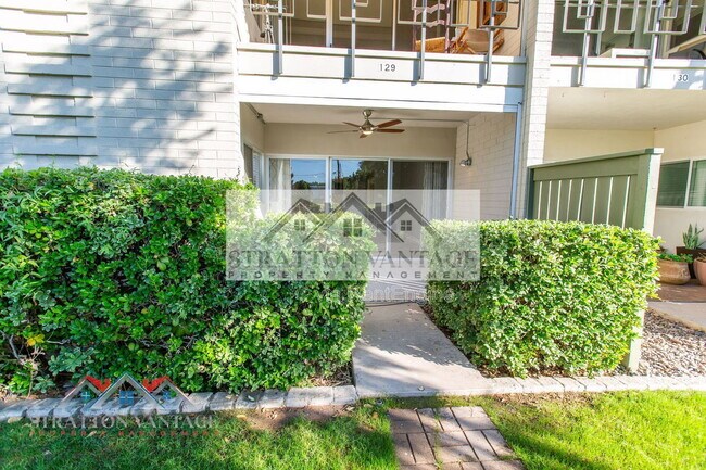 Building Photo - 6125 E Indian School Rd