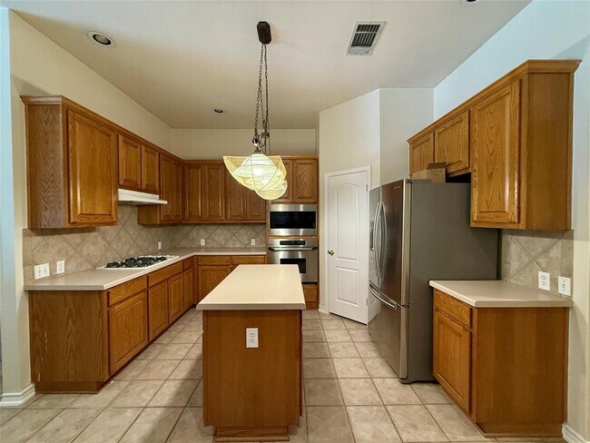 Building Photo - 1424 Redden Cove