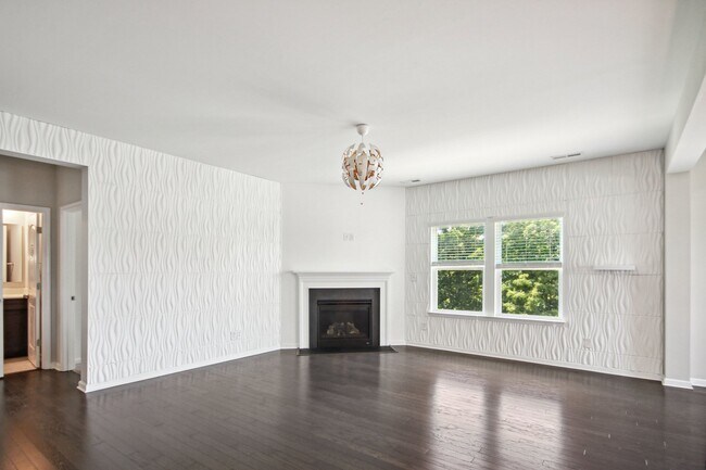 Building Photo - 2169 Grist Mill Dr SW