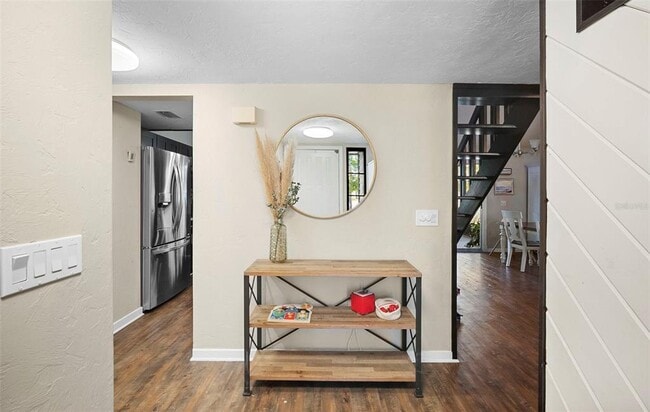 Building Photo - 402 72nd St NW