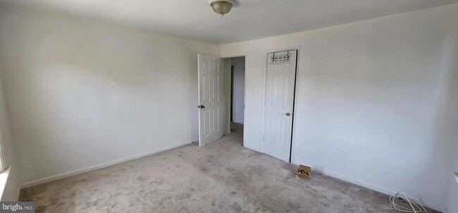 Building Photo - 6120 Otis St