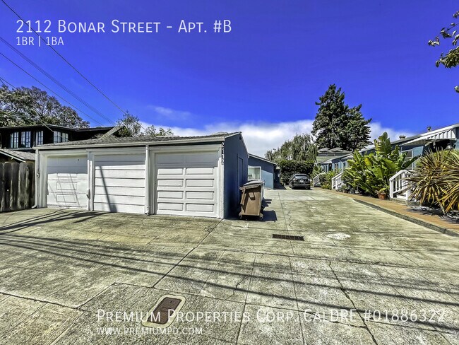 Building Photo - 2112 Bonar St