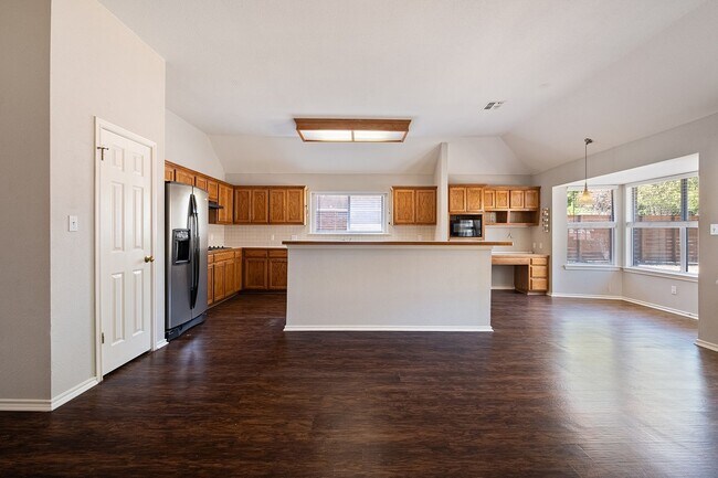 Building Photo - Dream Home Alert in Pflugerville