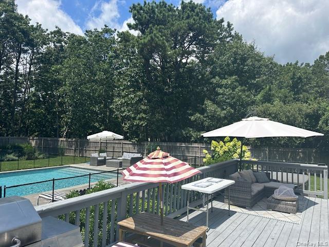 Building Photo - 20 Jennifers Path