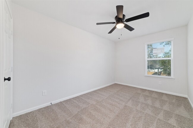 Building Photo - 5111 Firnat St