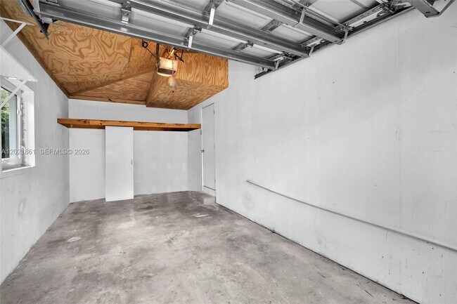 Building Photo - 203 Ridgewood Rd