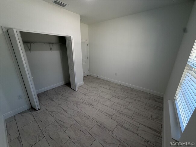 Building Photo - 8587 N Spikes Way