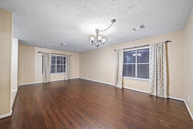 Building Photo - 19603 Yaupon Mist Dr