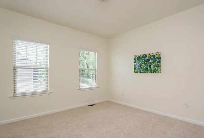 Building Photo - 5403 Cambridgeshire Loop