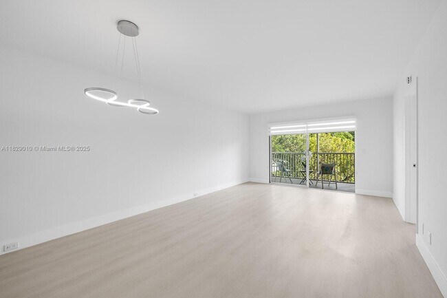 Building Photo - 12501 SW 14th St
