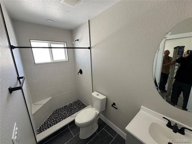 Building Photo - 173 Buchanan Ave