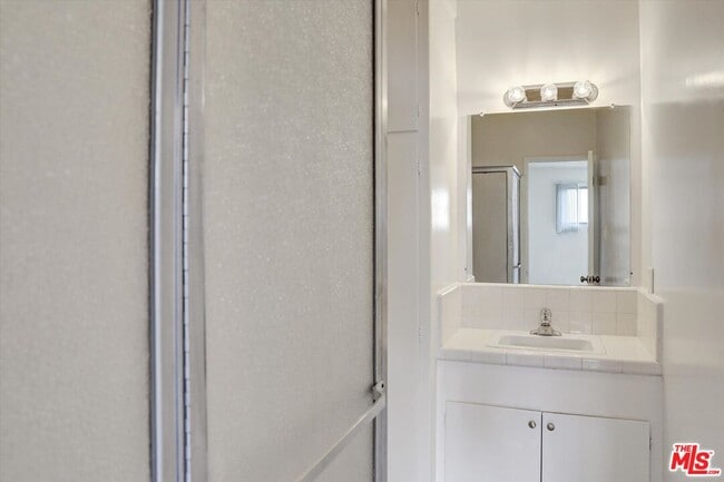 Building Photo - 1753 Garfield Pl