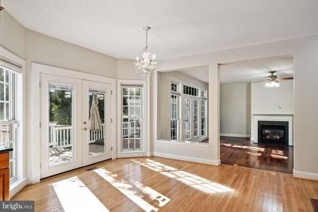 Building Photo - 2393 Watters Glen Ct