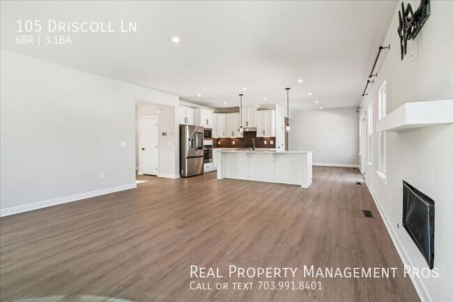 Building Photo - 105 Driscoll Ln