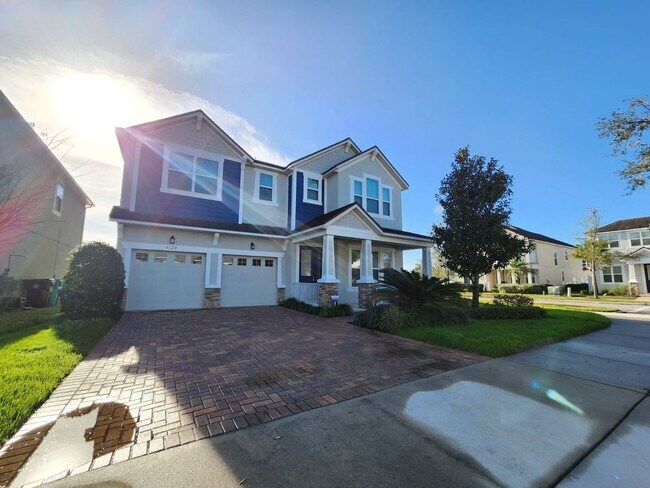 Primary Photo - BEAUTIFUL LAKE VIEW AND CORNER LOT HOME WI...