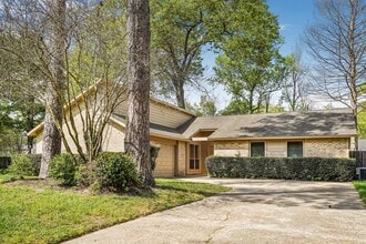 Building Photo - 3203 Silver Falls Dr