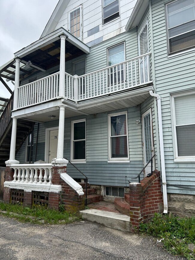 Building Photo - 75-77 Turner Ave, Torrington