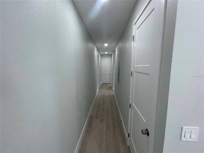 Building Photo - 424 E Jessup Ave