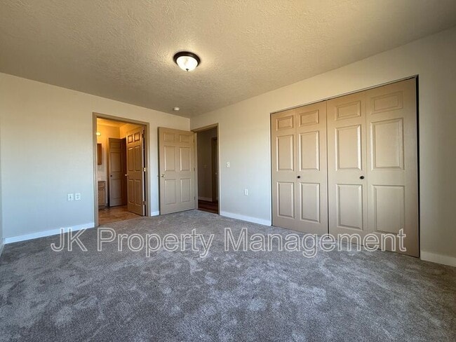 Building Photo - 5112 4th Ave N