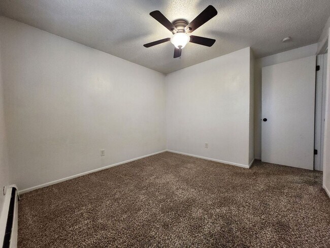 Building Photo - 7140 Alegre Cir