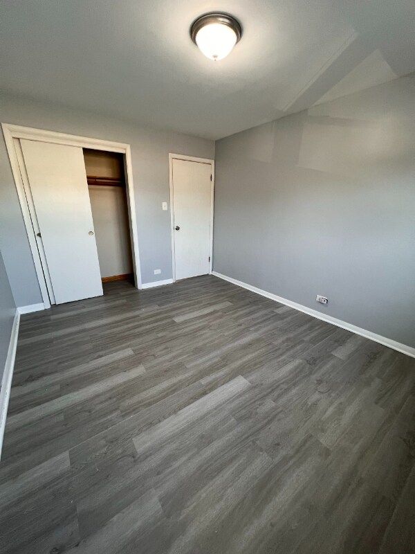 Building Photo - 3205 W 97th St