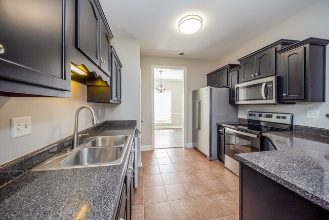 Building Photo - 6416 Arbor Lake Dr E