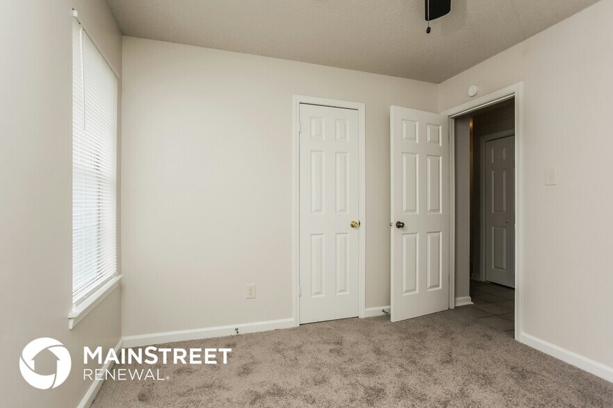 Building Photo - 6469 Trysting Oak Dr