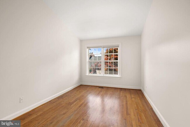 Building Photo - 4004 Highwood Ct NW